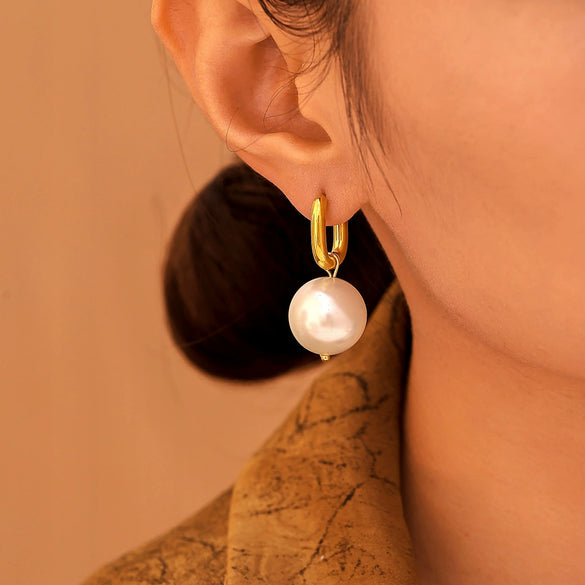 Wholesale Women's 316L Stainless Steel Ushaped Geometric Sweet Style Electroplated Pearl Ear Drop Earrings