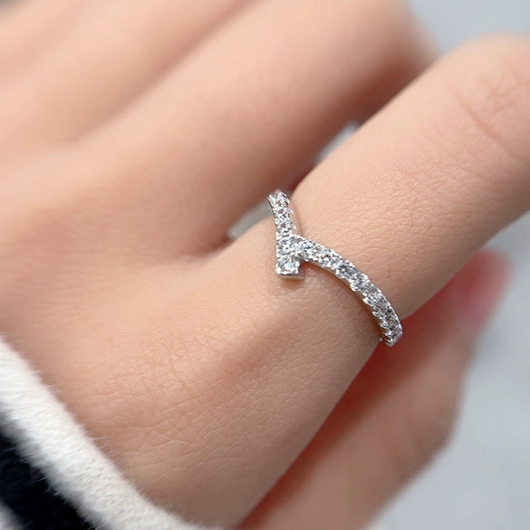 Wholesale Women's 925 Sterling Silver Asymmetric Cross Single Row Zircon Ring With Diamond Design And Geometric Style