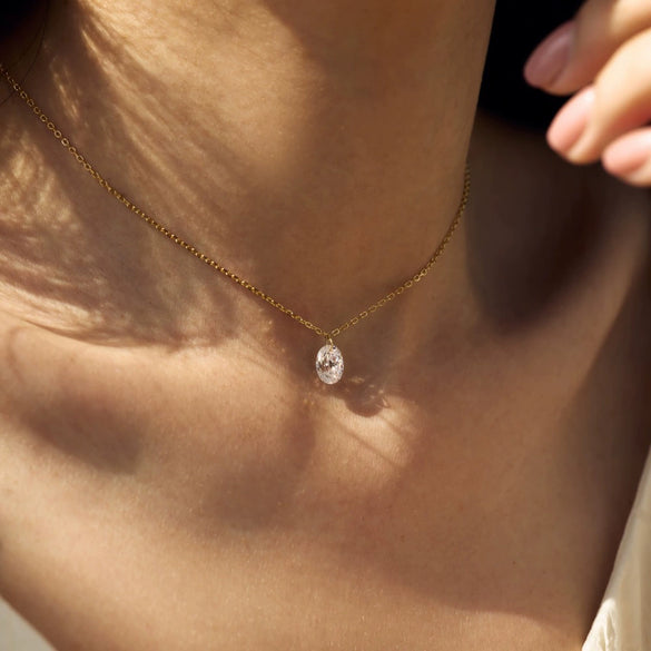 Wholesale Women's 925 Sterling Silver Eggshaped Geometric Mermaid Eye Pendant Clavicle Chain Necklace With Electroplating
