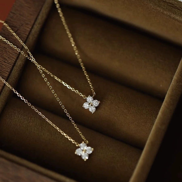 Wholesale Women's 925 Sterling Silver Fourleaf Clover Flower Style Electroplated O Chain Clavicle Necklace