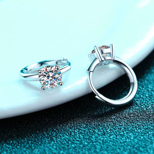 Wholesale Women's 925 Sterling Silver Fourprong Simple Fruit Food Style Electroplated Moissanite Earrings
