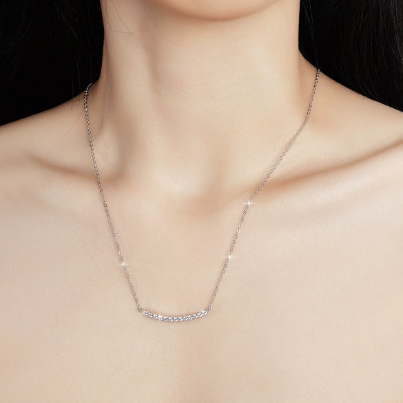 Wholesale Women's 925 Sterling Silver Geometric Moissanite Pendant Necklace With Electroplating Craft
