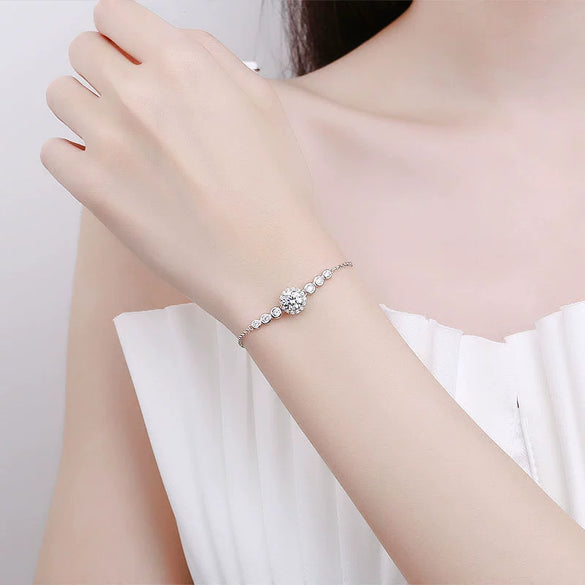 Wholesale Women's 925 Sterling Silver Geometric Star Moissanite Bracelet With Electroplating