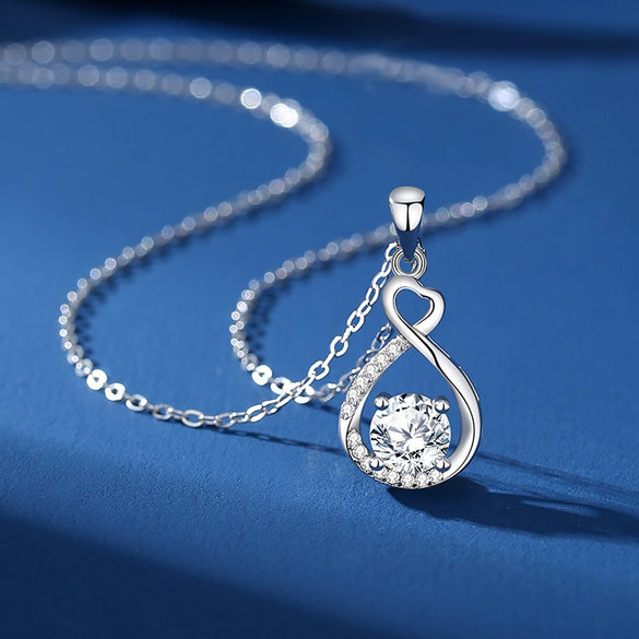 Wholesale Women's 925 Sterling Silver Heartshaped Moissanite Zircon Pendant Necklace With Microinlaid Platinum Plated Cross Chain And Geometric Design