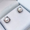 Wholesale Women's Sterling Silver Pearl Earrings Flat Round Shape Elegant And Highend