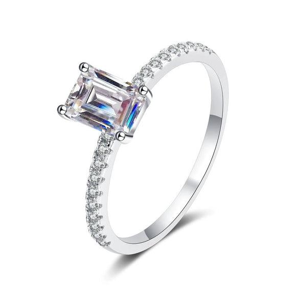 Wholesale Women's 925 Sterling Silver Simple Geometric Moissanite Ring With Fourclaw Setting And Electroplating