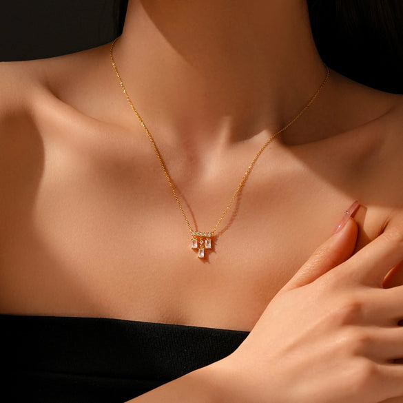 Wholesale Women's 925 Sterling Silver Square Geometric Pendant Necklace With Platinum And 18K Gold Electroplating