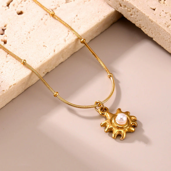 Wholesale Women's Sunflower Beads Collarbone Necklace Stainless Steel Plated 18K Gold Color Electroplated Geometric Light Luxury Style