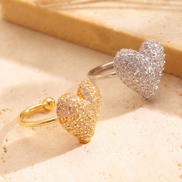 Wholesale Women's Sweet And Elegant Copper Electroplated Heartshaped Nonpierced Ear Cuffs With Diamonds