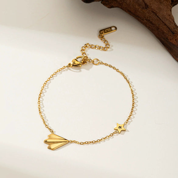 Wholesale Women's Sweet Fairy Star Paper Plane Titanium Steel Electroplated Necklace And Bracelet Jewelry Set