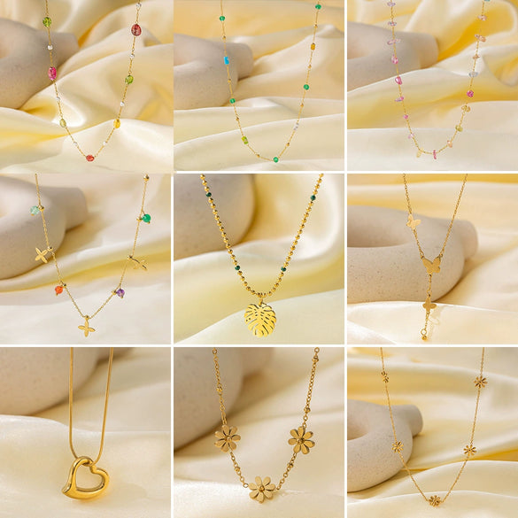 Wholesale Women's Sweet Fashionable Nonfading Electroplated Titanium Steel Necklace With Heart And Flower Patterns
