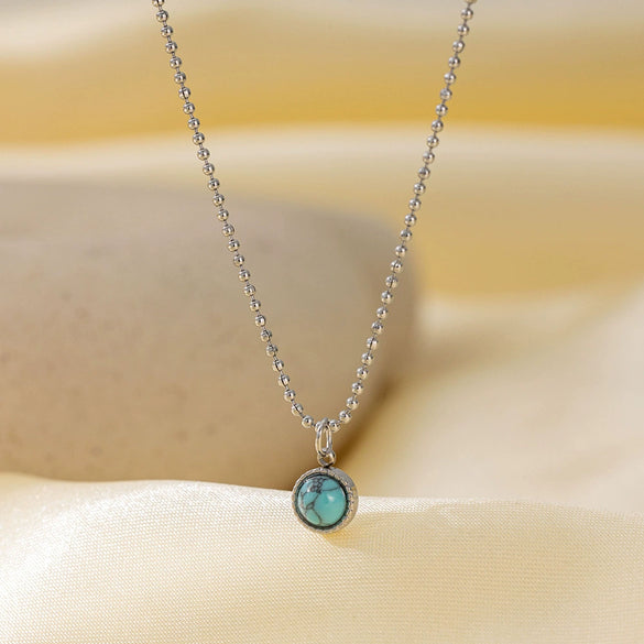 Wholesale Women's Sweet Fashionable Nonfading Electroplated Titanium Steel Necklace With Heart And Flower Patterns