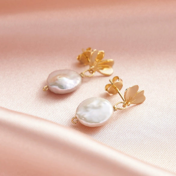 Wholesale Women's Sweet Girl Bow S925 Sterling Silver Natural Freshwater Pearl Pendant Earrings With Electroplating