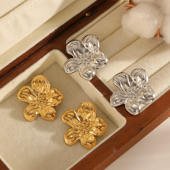 Wholesale Women's Threedimensional Stainless Steel Flower Earrings With Pvd Furnace Vacuum Real Gold Plating