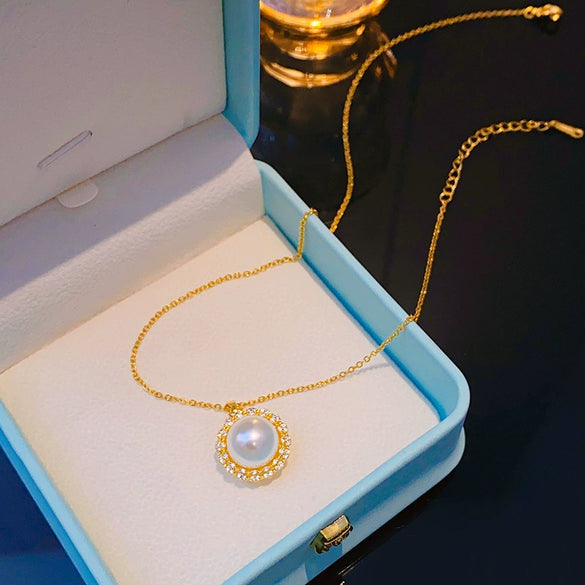Wholesale Women's Titanium Steel And Copper Cross Chain Lace Full Diamond Pearl Light Luxury Collarbone Necklace
