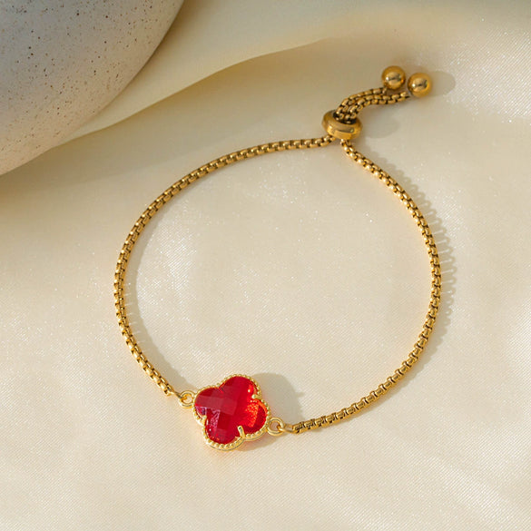 Wholesale Women's Titanium Steel And Copper Four Leaf Clover Electroplated Necklace And Lip Chain Jewelry