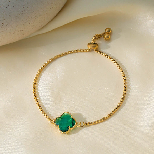 Wholesale Women's Titanium Steel And Copper Four Leaf Clover Electroplated Necklace And Lip Chain Jewelry