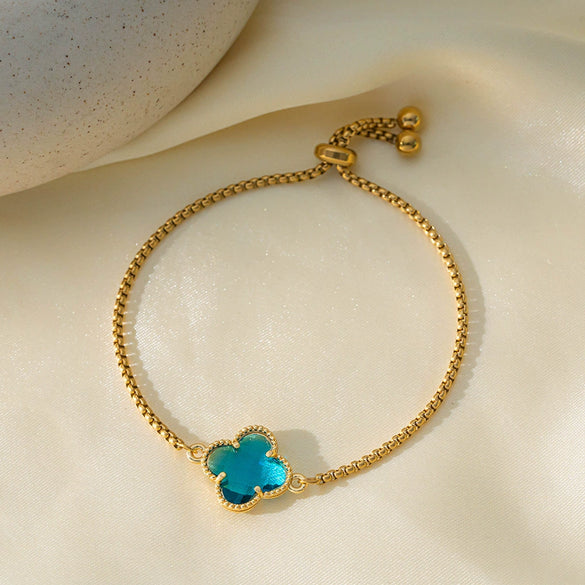 Wholesale Women's Titanium Steel And Copper Four Leaf Clover Electroplated Necklace And Lip Chain Jewelry