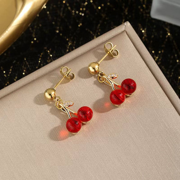 Wholesale Women's Titanium Steel And Copper Fruitshaped Pendant Necklace Set With Diamonds In Small Fresh Style