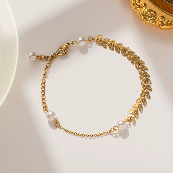 Wholesale Women's Titanium Steel Bracelet With Geometric Design And Electroplating Treatment For Girlfriends And Students