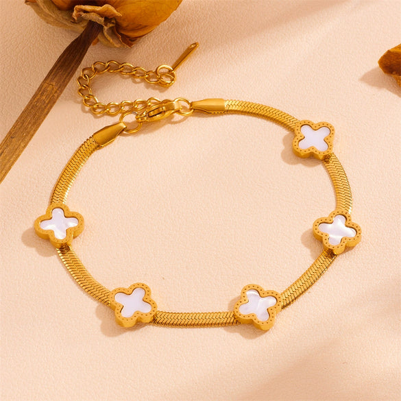 Wholesale Women's Titanium Steel Butterfly Four Leaf Clover Heart Shaped Cartoon Style Electroplated Chain Bracelet