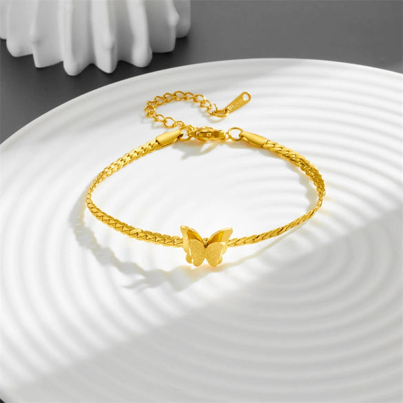 Wholesale Women's Titanium Steel Clavicle Chain With Heart Four Leaf Clover Butterfly Patterns Electroplated