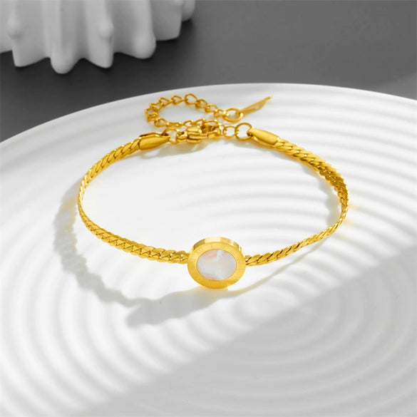 Wholesale Women's Titanium Steel Clavicle Chain With Heart Four Leaf Clover Butterfly Patterns Electroplated