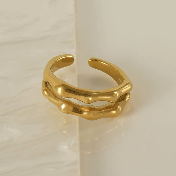 Wholesale Women's 316L Stainless Steel Double Layer Slub Open Ring With Animal Zodiac Pattern And Electroplating Treatment