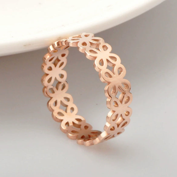 Wholesale Women's Titanium Steel Fashion Jewelry Ring With Hollow Flower And Cartoon Characters Design Rose Gold Plated