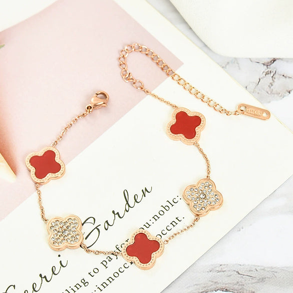 Wholesale Women's Titanium Steel Four Leaf Clover Diamond Bracelet With 18K Rose Gold Non Fading Finish