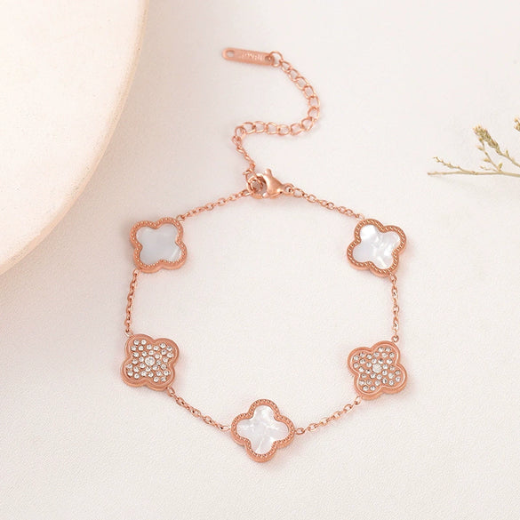 Wholesale Women's Titanium Steel Four Leaf Clover Diamond Bracelet With 18K Rose Gold Non Fading Finish