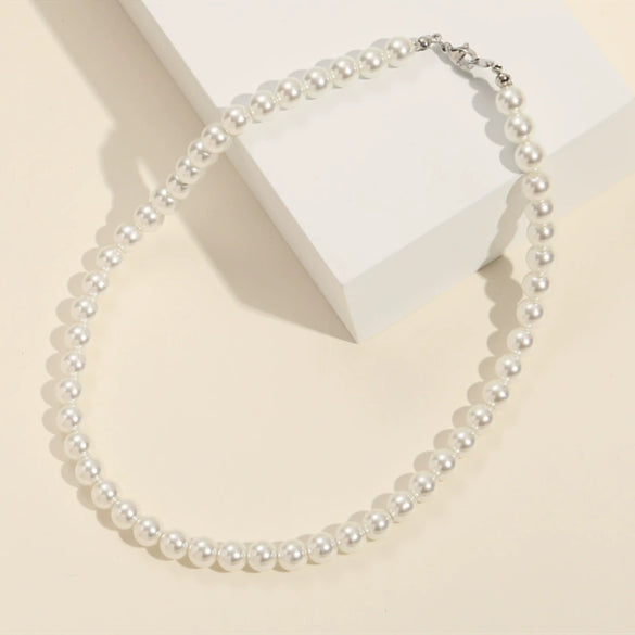 Wholesale Women's Titanium Steel Freshwater Pearl Clavicle Chain With Geometric Design And Electroplating Treatment