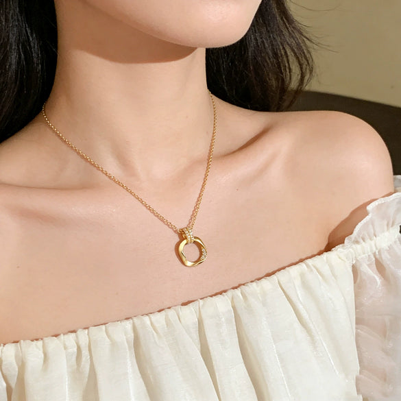 Wholesale Women's Titanium Steel Geometric Diamondencrusted Double Ring Pendant Necklace With Cross Chain In Light Luxury Style