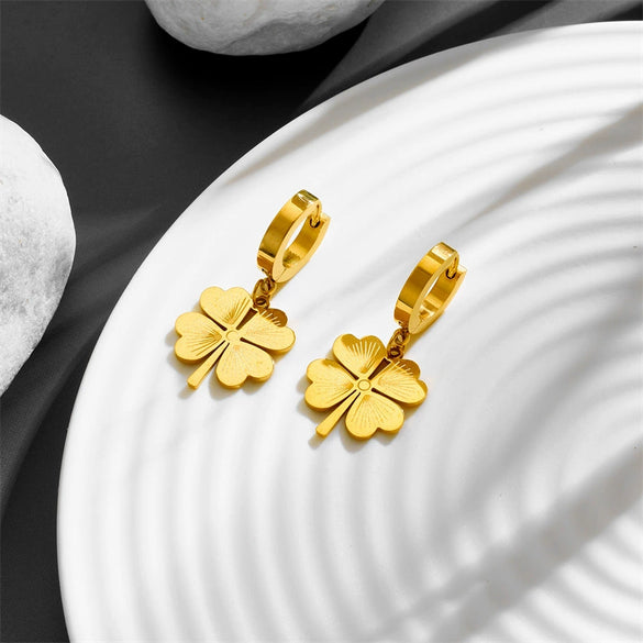Wholesale Women's Titanium Steel Geometric Gold Inlaid Fourleaf Clover Ear Buckle Earrings Light Luxury Style