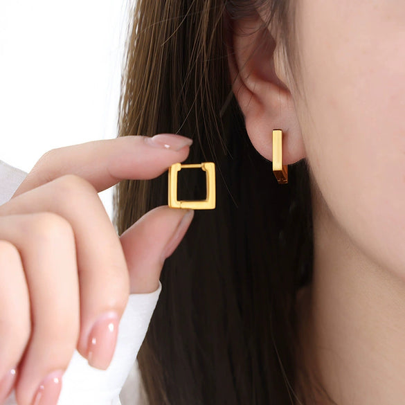 Wholesale Women's Titanium Steel Geometric Hollow Rectangular Fashion Door Earrings With Electroplating