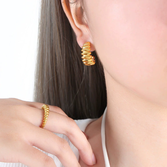 Wholesale Women's 316L Stainless Steel Geometric Irregular Cshaped Casting Electroplated Gold Earrings