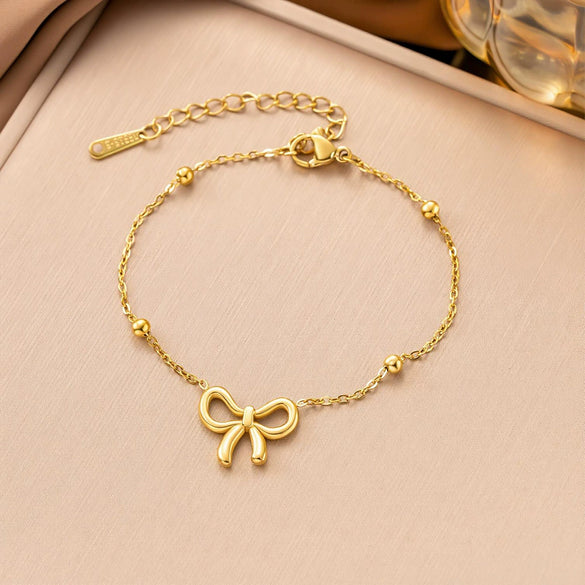 Wholesale Women's Titanium Steel Geometric 18K Real Gold Plated Necklace With Flash O Chain