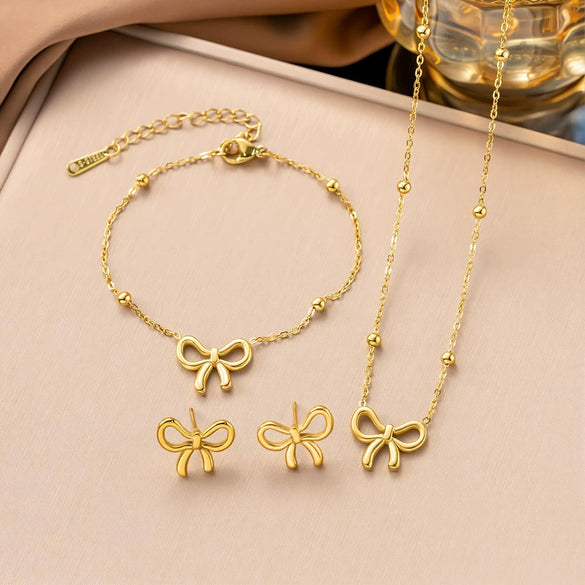 Wholesale Women's Titanium Steel Geometric 18K Real Gold Plated Necklace With Flash O Chain