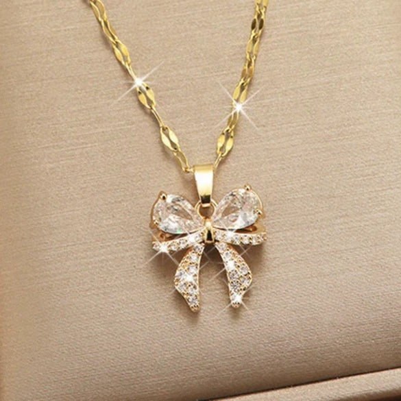Wholesale Women's Titanium Steel Geometric Necklace With Electroplating Light Luxury Niche Design High End Clavicle Chain