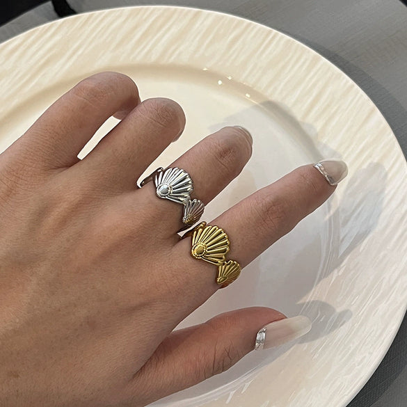 Wholesale Women's Titanium Steel Geometric Ocean Element Scallop Ring With Electroplating Design