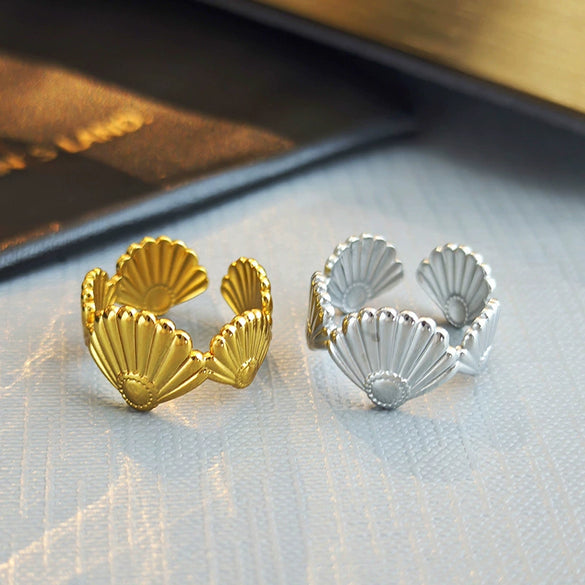 Wholesale Women's Titanium Steel Geometric Ocean Element Scallop Ring With Electroplating Design