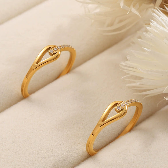 Wholesale Women's 316L Stainless Steel Geometric Open Ring Electroplated 18K Gold Light Luxury Highend Ring