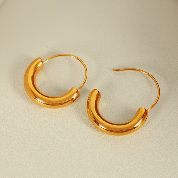 Wholesale Women's 316L Stainless Steel Geometric Round Semicircular Electroplated 18K Gold Plated Ear Jewelry