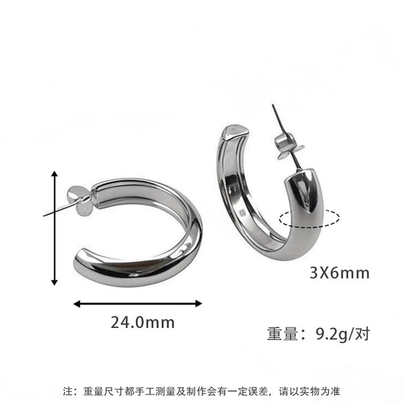 Wholesale Women's Titanium Steel Geometric Round Simple Earrings With Electroplating
