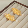 Wholesale Women's 316L Stainless Steel Gold Plated Freshwater Pearl Pendant Earrings Jewelry With Geometric Pattern And Electroplating Process Fashion Light Luxury Style Irregular Shape