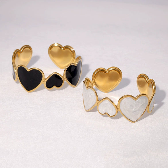 Wholesale Women's Titanium Steel Heartd Bracelet With 18K Gold Plated Electroplating High End And Non Fading