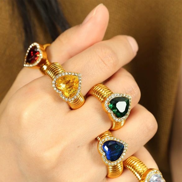 Wholesale Women's 316L Stainless Steel Heart Shaped Electroplated Fashion Luxury Ring