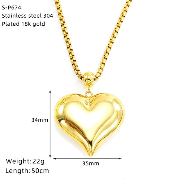 Wholesale Women's Titanium Steel Heartshaped Electroplated Necklace With Square Pearl Chain