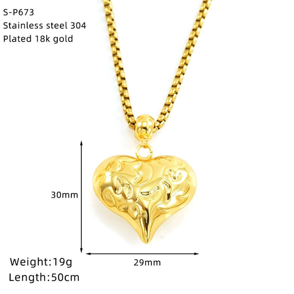 Wholesale Women's Titanium Steel Heartshaped Electroplated Necklace With Square Pearl Chain