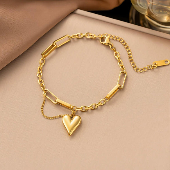 Wholesale Women's Titanium Steel Heartshaped Geometric Real Gold Plated Cross Chain Necklace Jewelry Set